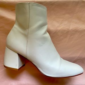 Chinese Laundry Retro Boots